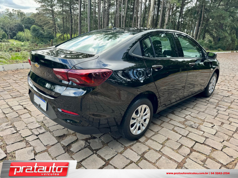 ONIX LT PLUS 1.0 12V SEDAN